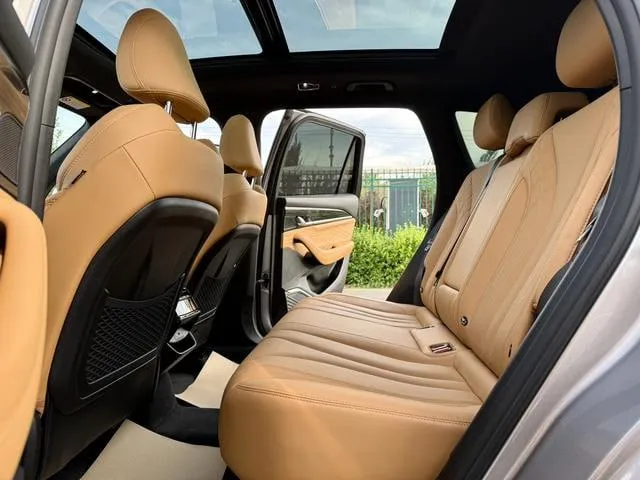 GEELY MONJARO 2024
