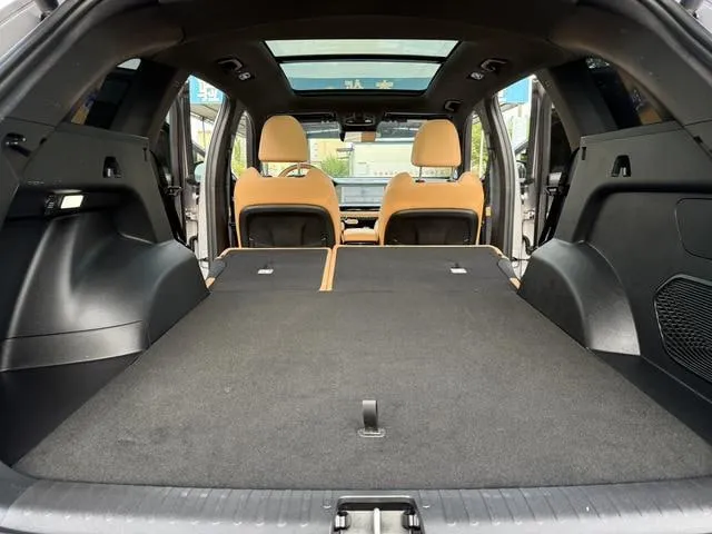 GEELY MONJARO 2024