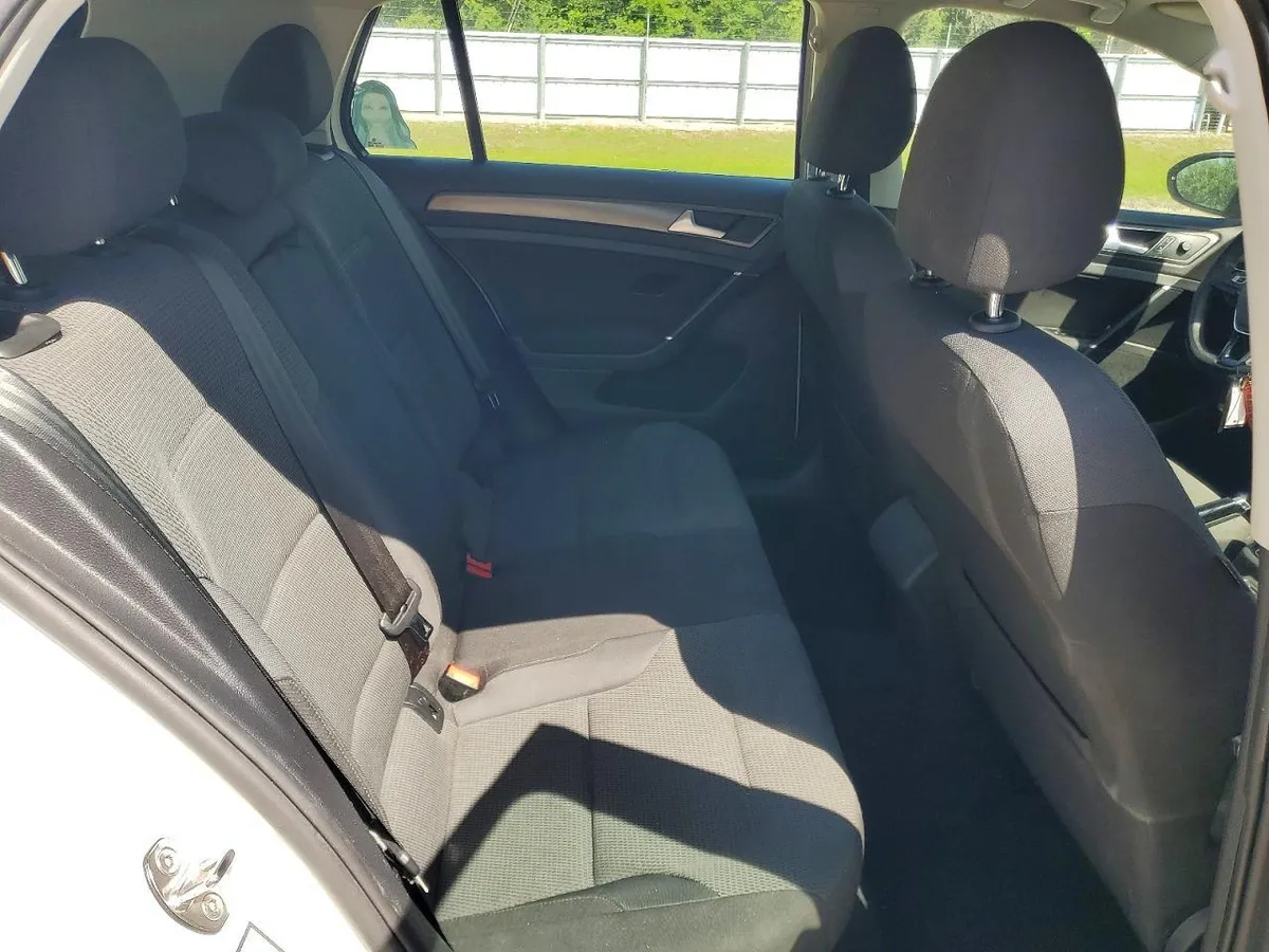 VOLKSWAGEN GOLF S 2019