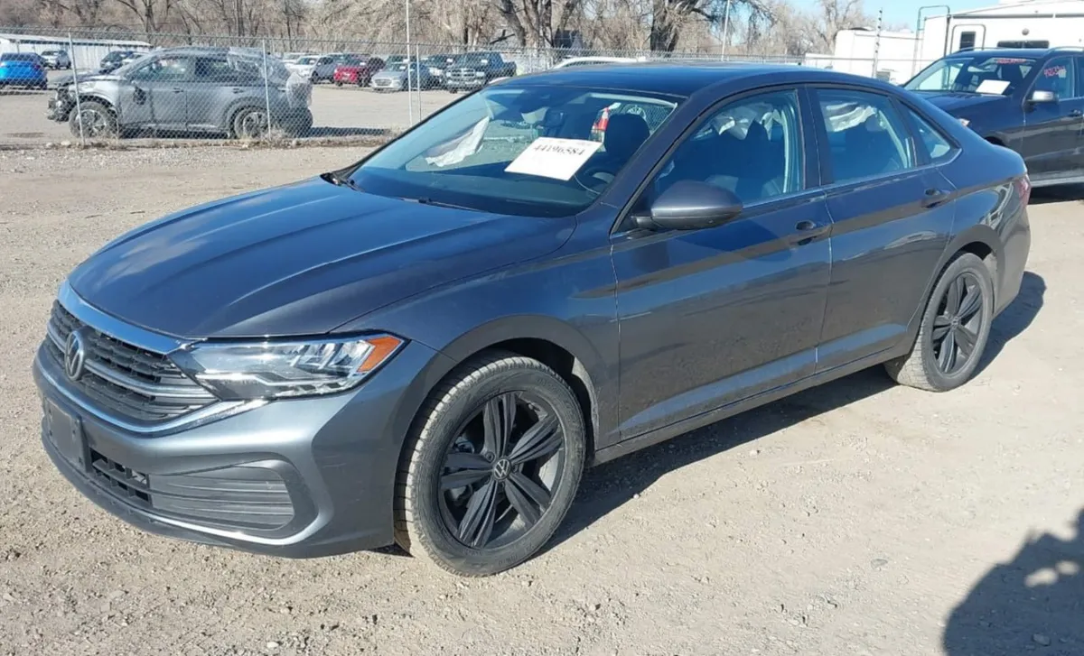 VOLKSWAGEN JETTA SE 2023