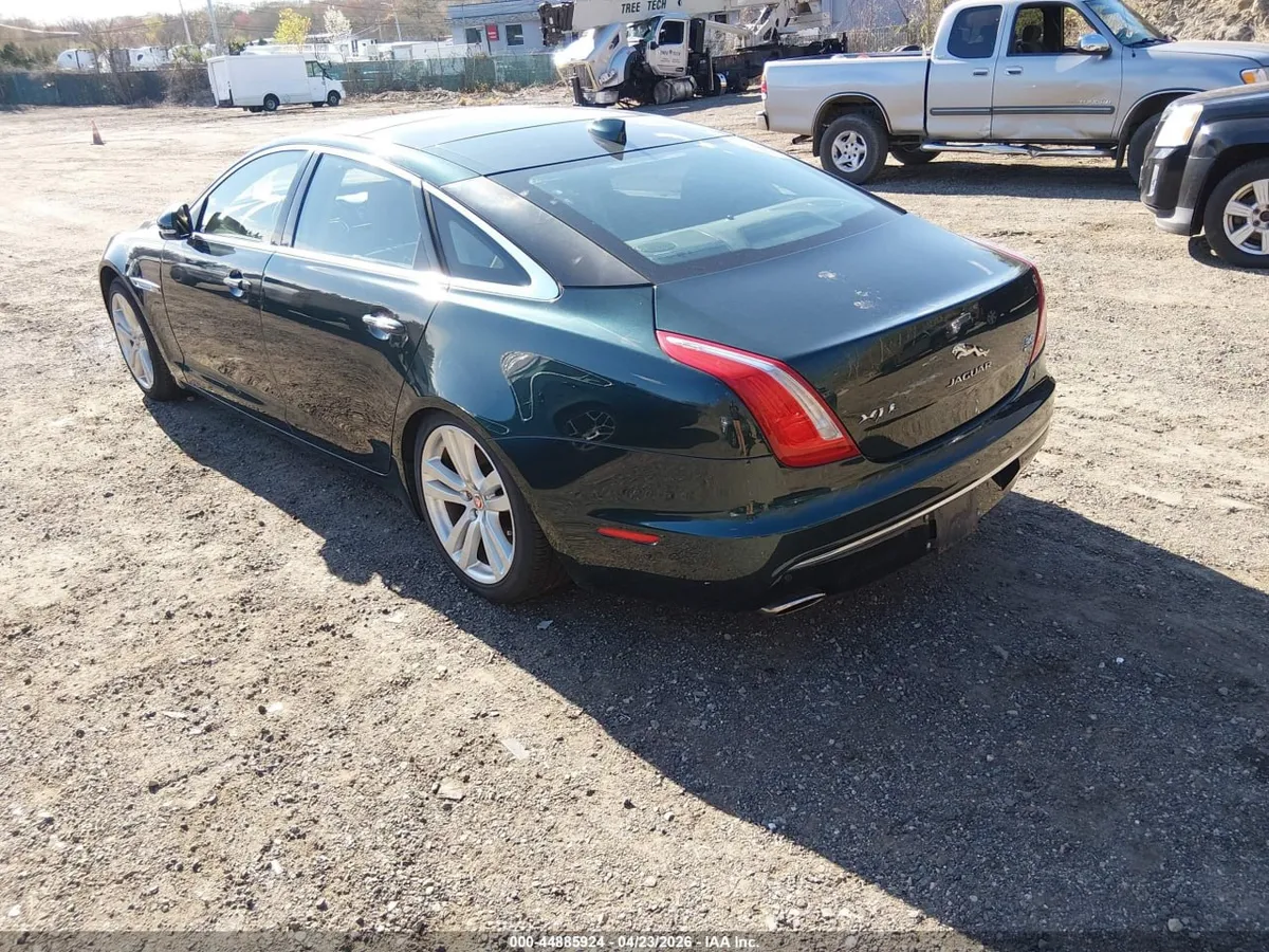 JAGUAR XJL PORTFOLIO 2016