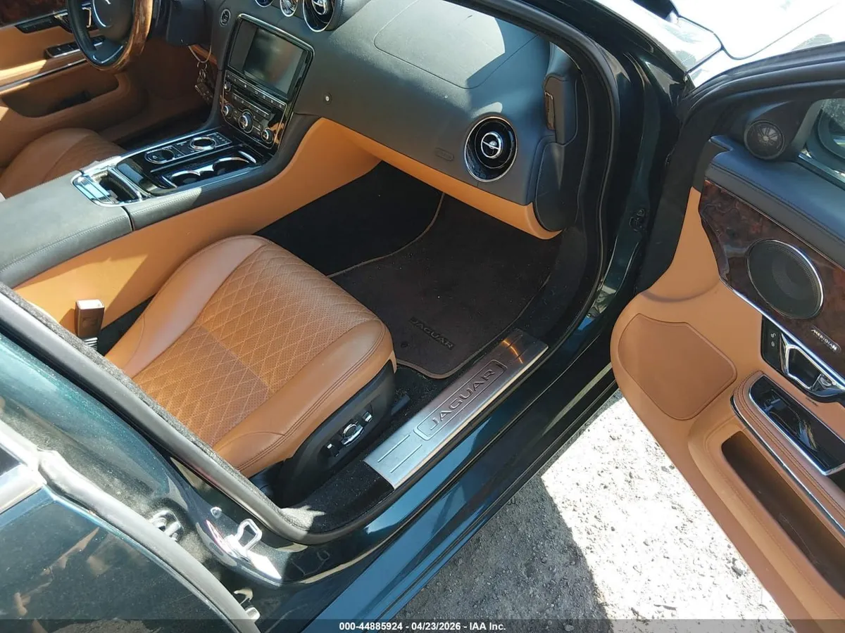 JAGUAR XJL PORTFOLIO 2016