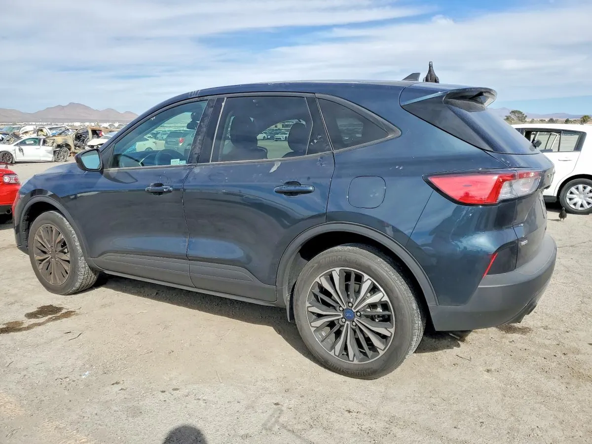 FORD ESCAPE SE 2022