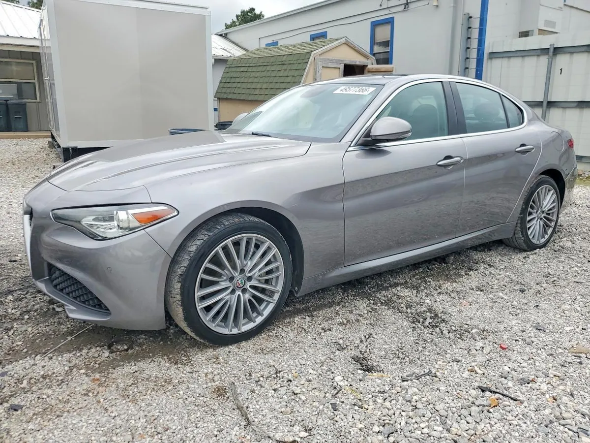 ALFA ROMEO GIULIA TI Q4 2017