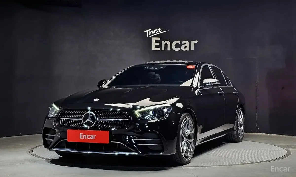 MERCEDES-BENZ E220D AMG LINE 2022