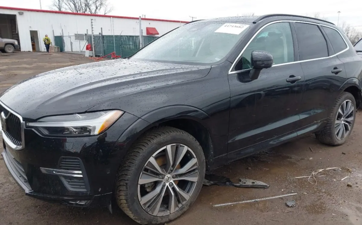 VOLVO XC60 B5 MOMENTUM 2022