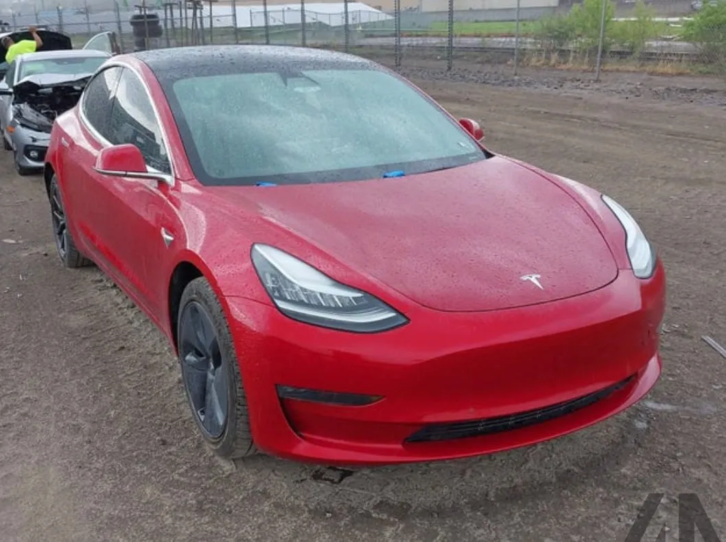 TESLA MODEL 3 LONG RANGE/PERFORMANCE 2019
