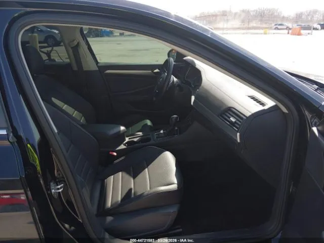 VOLKSWAGEN JETTA SE 2021