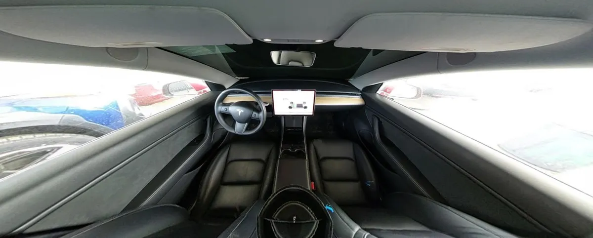 BMW 330XI 2019