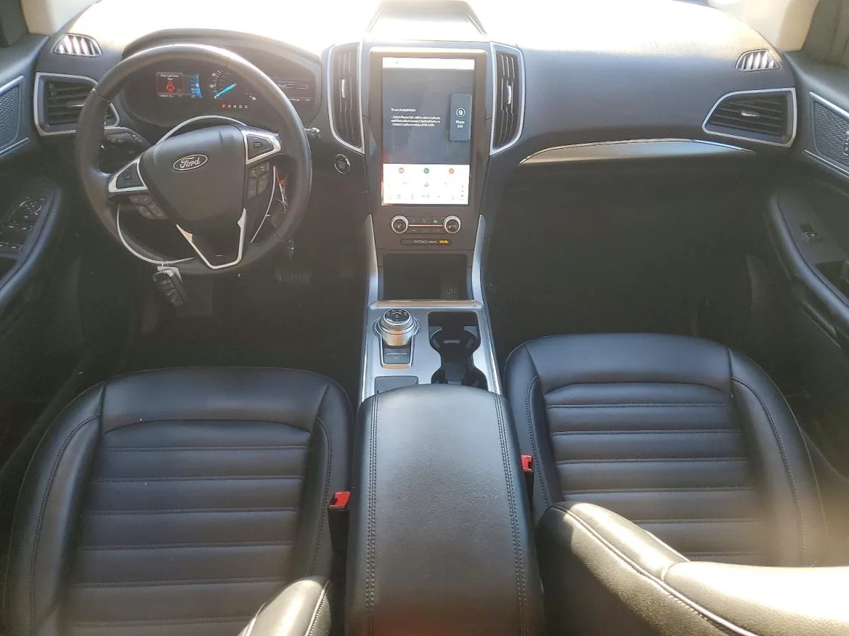FORD EDGE SEL 2022