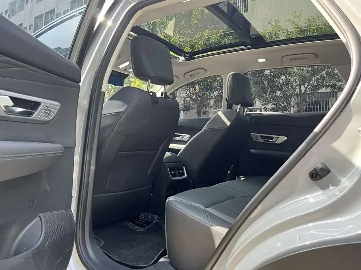 DONGFENG AEOLUS HUGE 2022