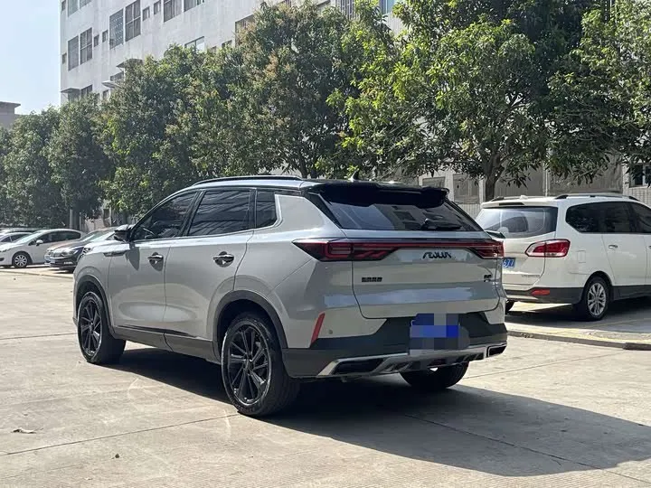 DONGFENG AEOLUS HUGE 2022