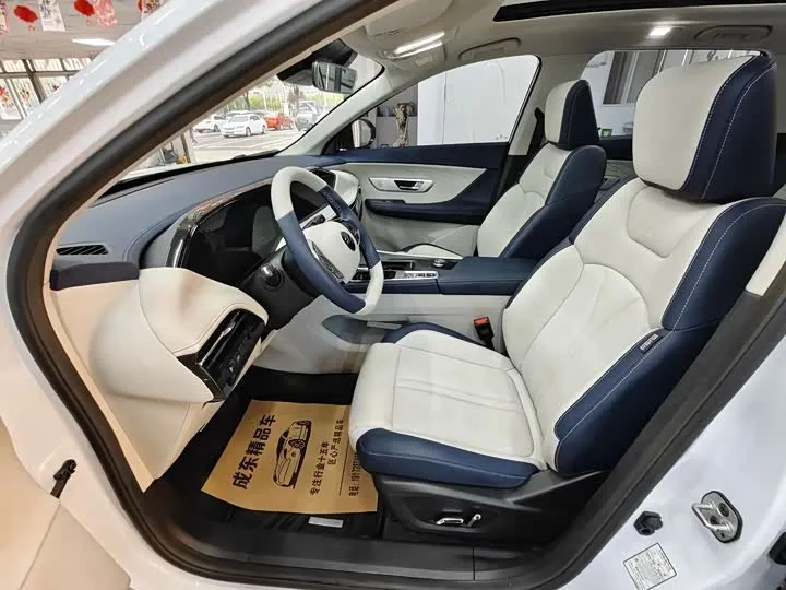 DONGFENG AEOLUS HUGE 2022