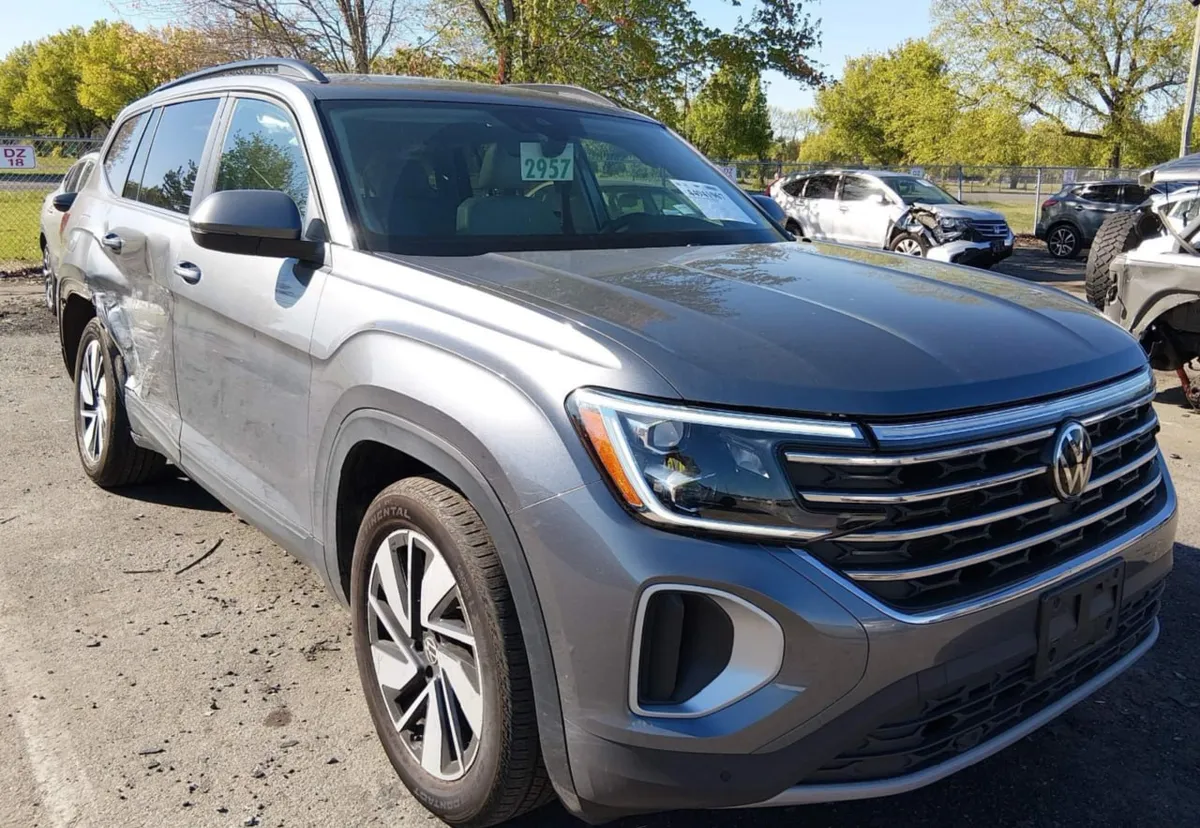 VOLKSWAGEN ATLAS SE 2024