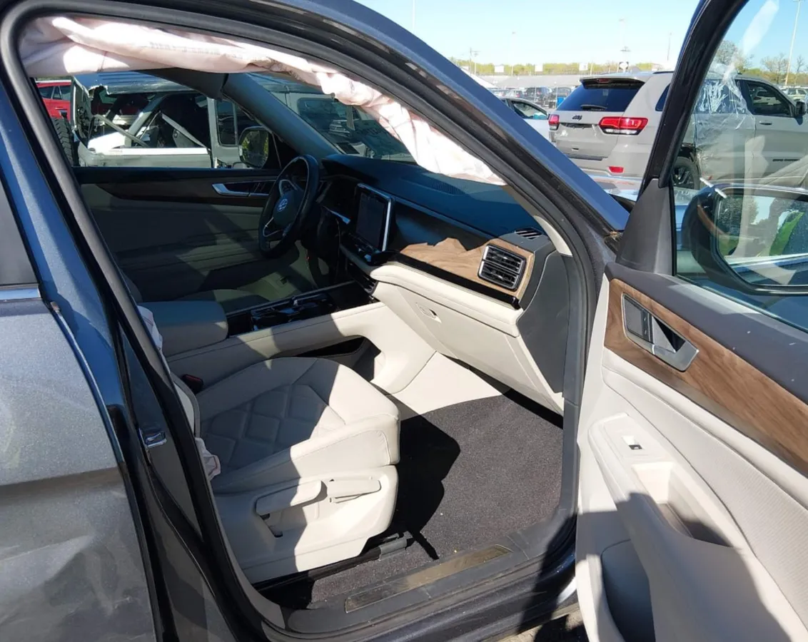 VOLKSWAGEN ATLAS SE 2024