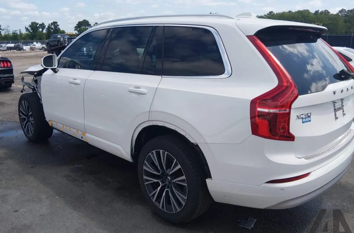 VOLVO XC90 T5 MOMENTUM 7 2022
