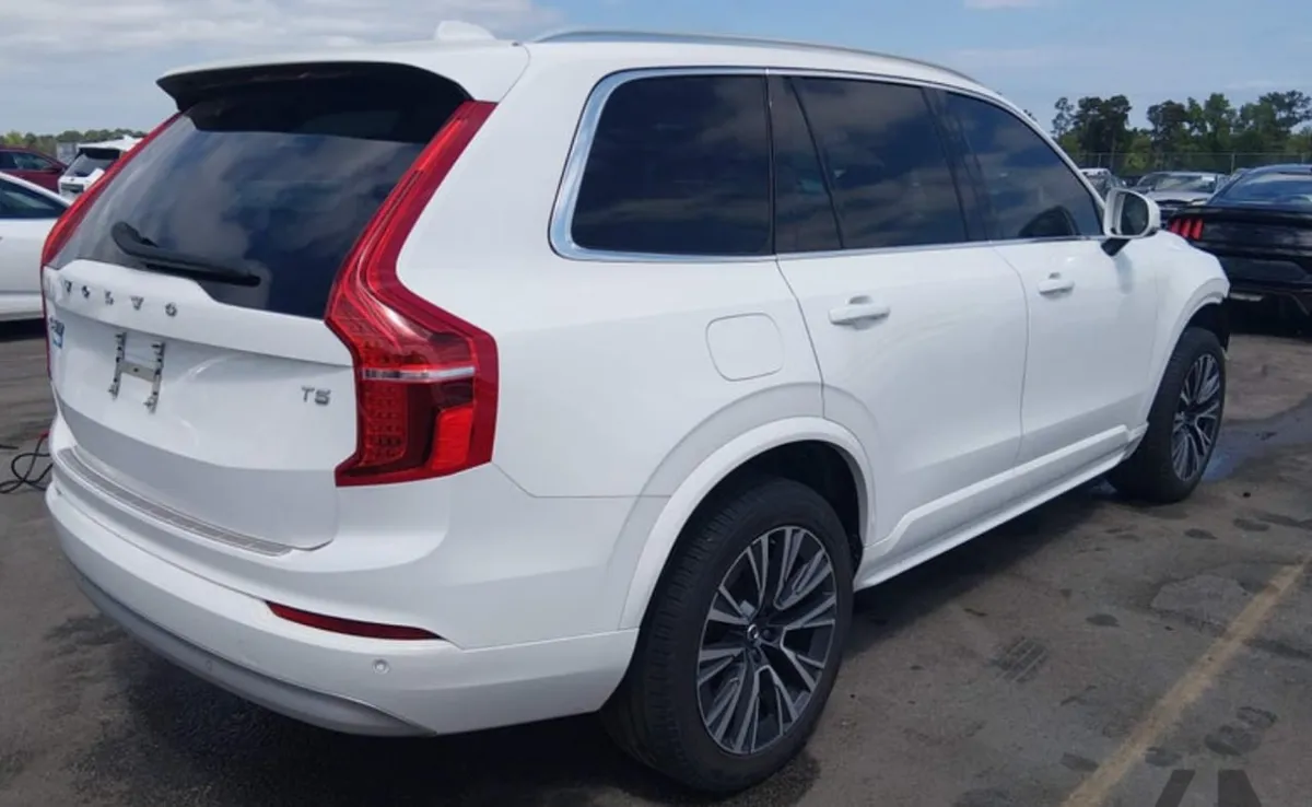 VOLVO XC90 T5 MOMENTUM 7 2022