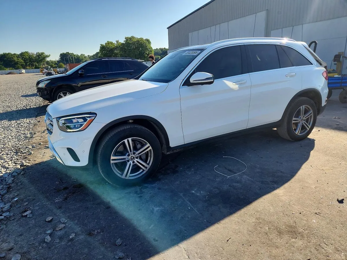 MERCEDES-BENZ GLC 300 2022