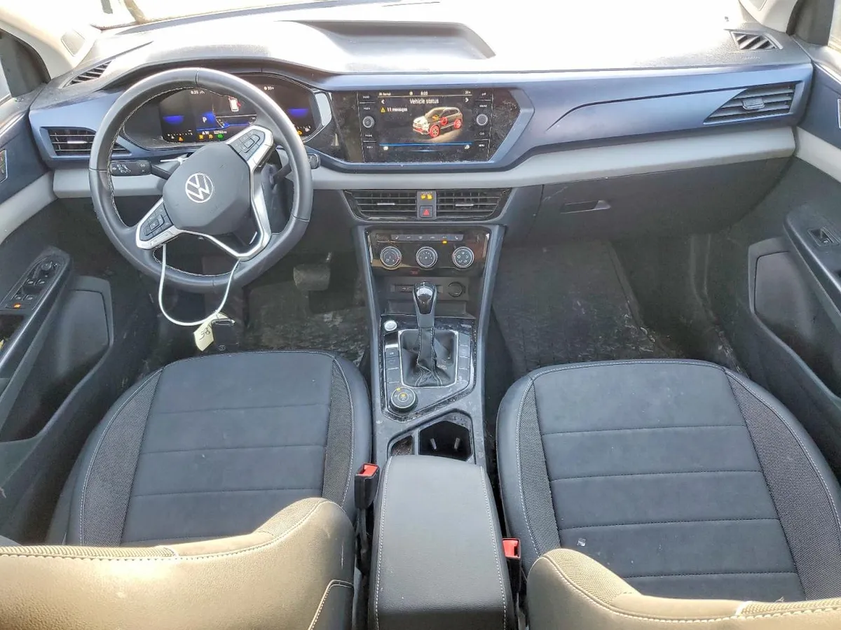 VOLKSWAGEN TAOS SE 2023