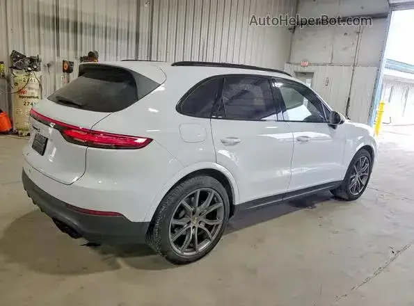 PORSCHE CAYENNE S 2023