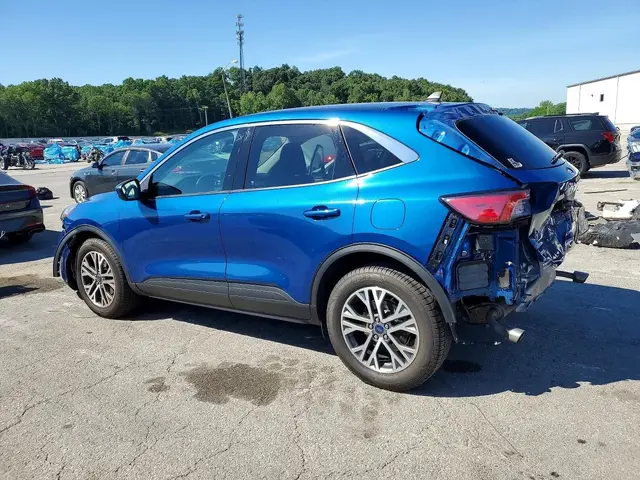 FORD ESCAPE SEL 2022