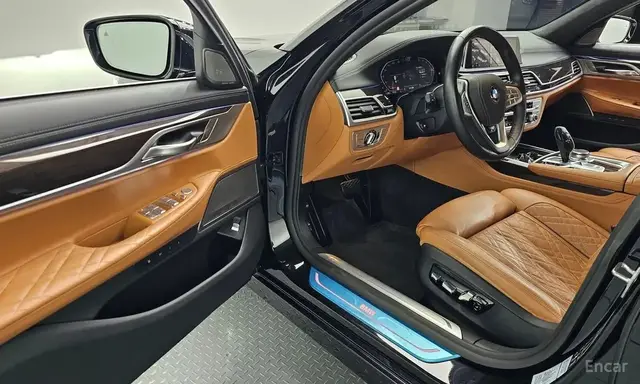 BMW 730D XDRIVE DESIGN PURE 2021