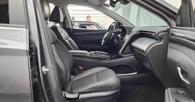 HYUNDAI TUCSON PREMIUM 2023