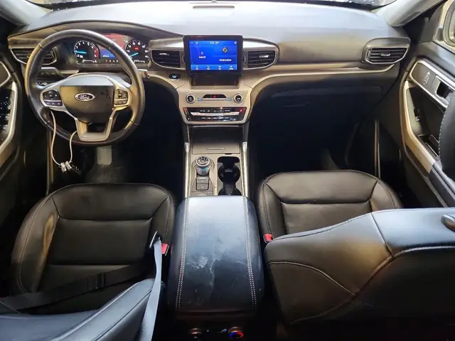 FORD EXPLORER XLT 2022