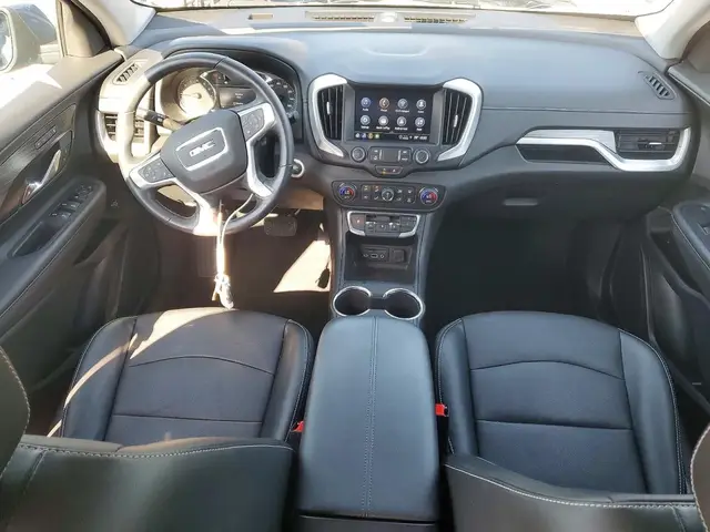 GMC TERRAIN SLT 2024