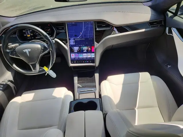 TESLA MODEL S 2019