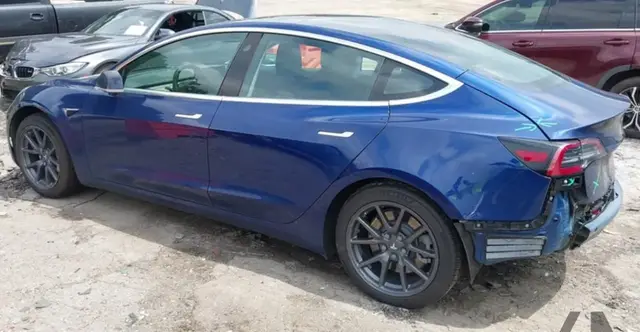 TESLA MODEL 3 LONG RANGE 2018