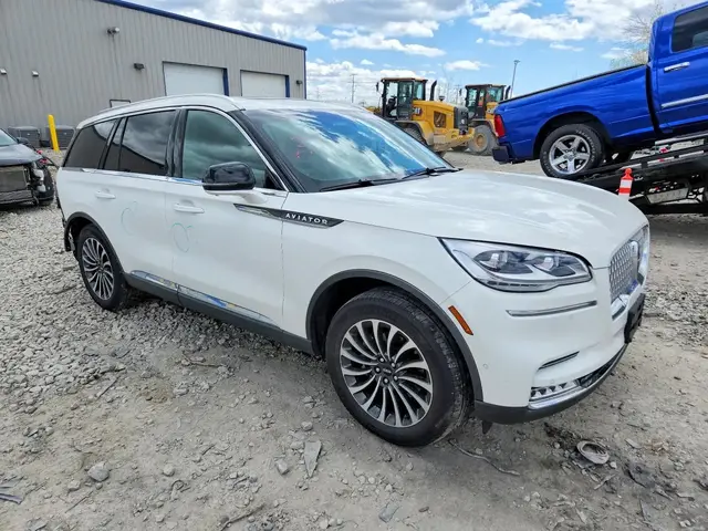 LINCOLN AVIATOR RESERVE 2024