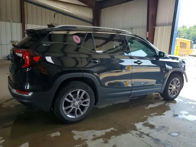 GMC TERRAIN SLT 2023