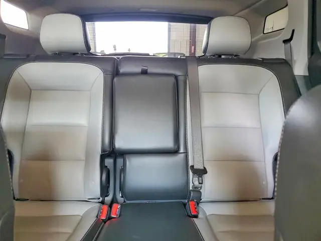 GMC TERRAIN SLT 2023