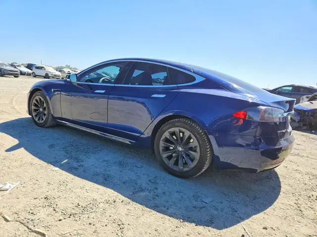 TESLA MODEL S 2018