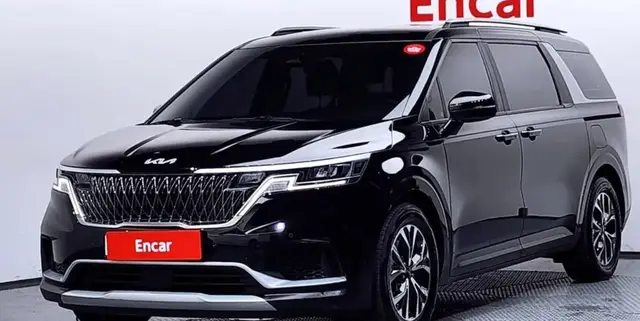 KIA CARNIVAL PRESTIGE 2023