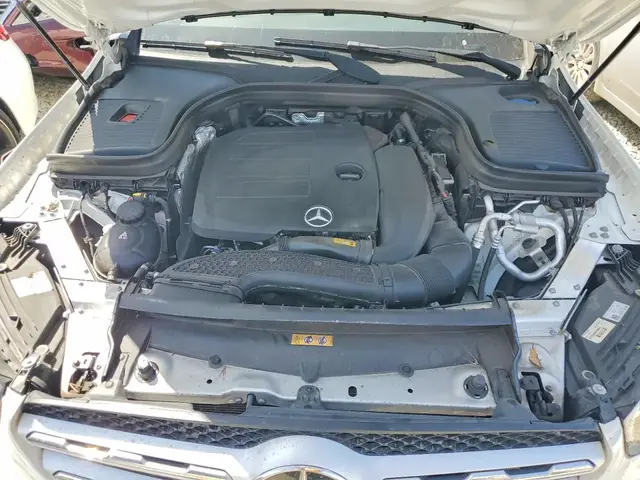 MERCEDES-BENZ GLC 300 2022
