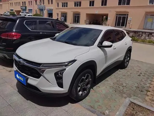 CHEVROLET TRAX 2023