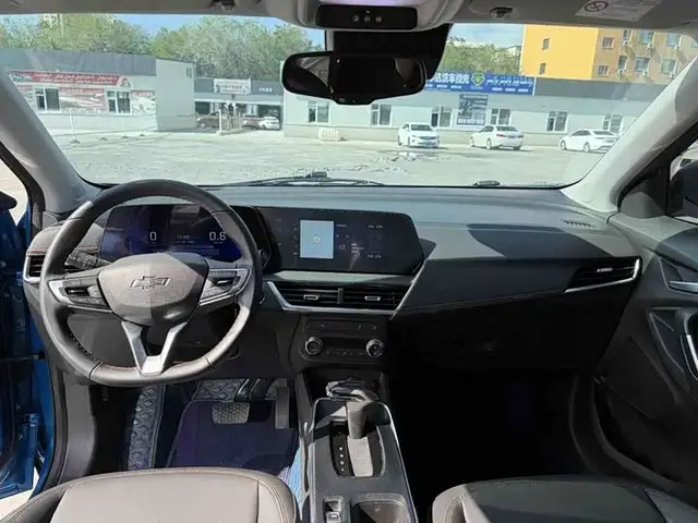CHEVROLET TRACKER 2023