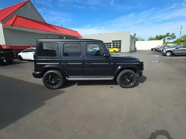 MERCEDES-BENZ G-CLASS G 550 2023