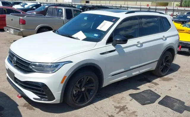 VOLKSWAGEN TIGUAN SE 2024