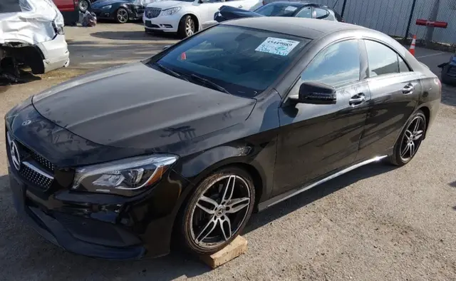 MERCEDES-BENZ CLA 250 2019