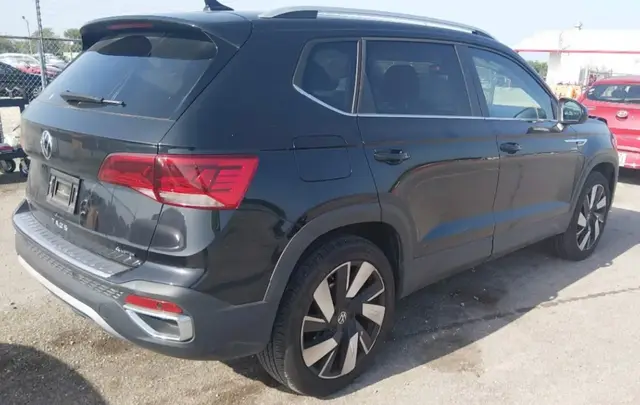 VOLKSWAGEN TAOS SEL 2024