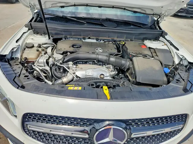 MERCEDES-BENZ GLB 250 2023