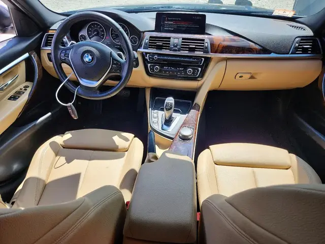 BMW 330 XI 2017