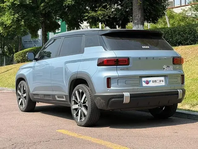 GEELY ICON 2023