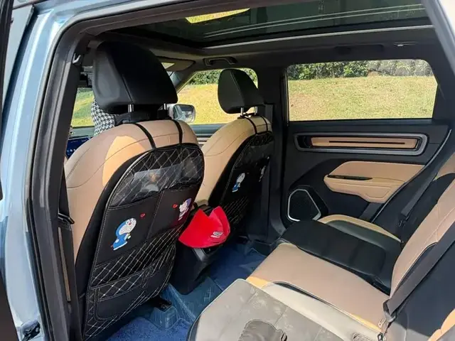 GEELY ICON 2023