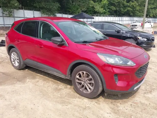 FORD ESCAPE SE 2022
