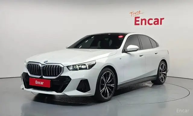 BMW 530I XDRIVE M SPORT 2024