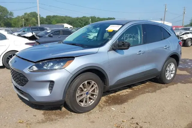FORD ESCAPE SE 2022